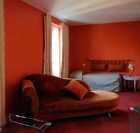 Splendid By Popinns 3* Châtel-Guyon