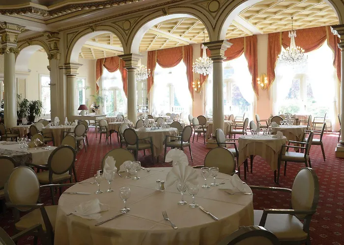 Splendid By Popinns 3* Châtel-Guyon